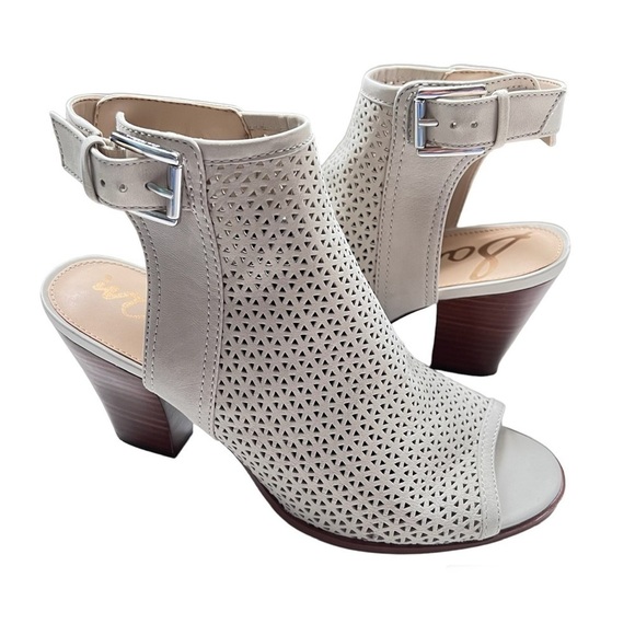 Sam Edelman Henri Light Gray Perforated Leather Open Toe Ankle Booties Size 9/39 - Picture 1 of 16